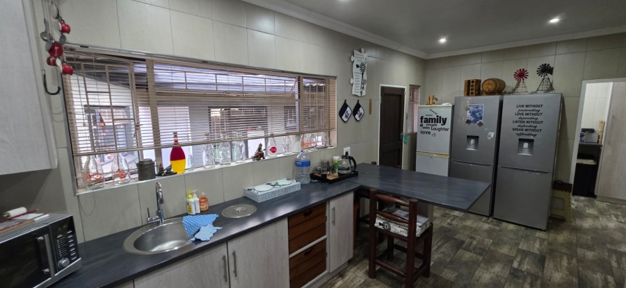 3 Bedroom Property for Sale in Flamwood North West